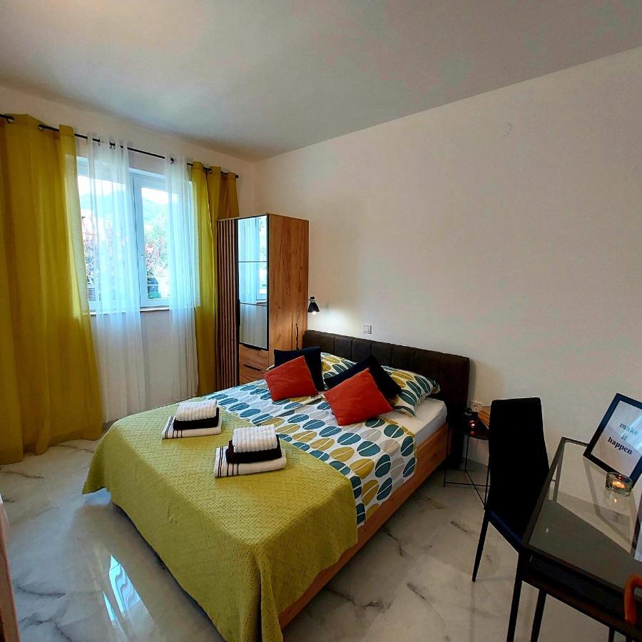 Apartments Leon 2 Banjol 外观 照片
